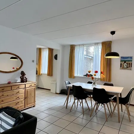 Holiday home With Wifi Near